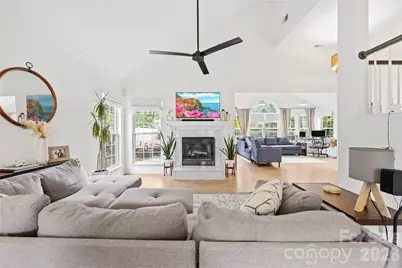 801 Mill Run Drive, Charlotte, NC 28209 - Photo 5