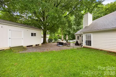 801 Mill Run Drive, Charlotte, NC 28209 - Photo 27