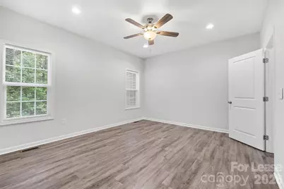 324 N Milford Drive, Salisbury, NC 28144 - Photo 7