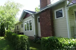 33 Church St, Weaverville, NC 28787 - Photo 5