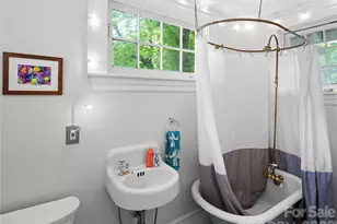 111 Annandale Ave, Asheville, NC 28801 - Photo 15