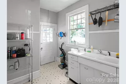 111 Annandale Avenue, Asheville, NC 28801 - Photo 11