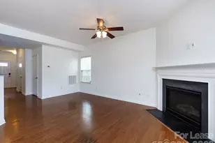 2436 Silverthorn Dr, Charlotte, NC 28273 - Photo 9