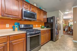 7829 Ponderosa Pine Ln, Charlotte, NC 28215 - Photo 13