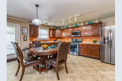 7829 Ponderosa Pine Lane, Charlotte, NC 28215 - Photo 11