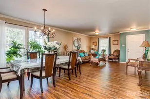 7829 Ponderosa Pine Ln, Charlotte, NC 28215 - Photo 9