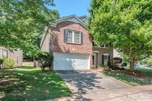 7829 Ponderosa Pine Ln, Charlotte, NC 28215 - Photo 3