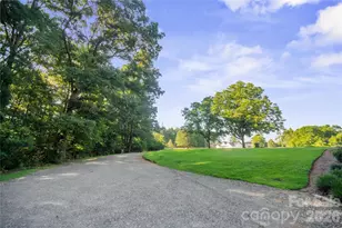 3303 Pikeview Rd, Fort Mill, SC 29715 - Photo 7