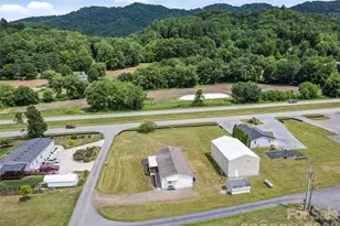 25 Lester Ln, Waynesville, NC 28785 - Photo 7