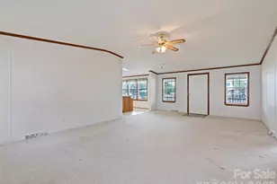 25 Lester Ln, Waynesville, NC 28785 - Photo 15