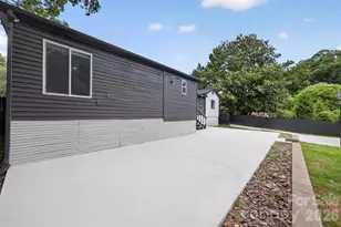 2432 Oakwood Cir, Rock Hill, SC 29732 - Photo 35