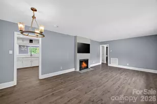 2432 Oakwood Cir, Rock Hill, SC 29732 - Photo 11