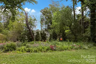 581 Courtwood Ln, Hendersonville, NC 28739 - Photo 29