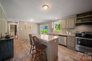 151 Field Sparrow Ln, Hendersonville, NC 28792 - Photo 7