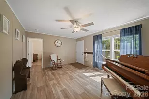 151 Field Sparrow Ln, Hendersonville, NC 28792 - Photo 17