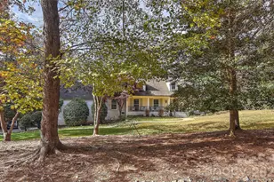 6117 Cherry Tree Ln, Charlotte, NC 28270 - Photo 3