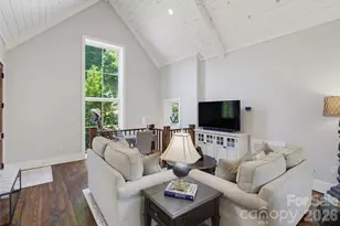 561 Harbor Ridge Dr, Tuckasegee, NC 28783 - Photo 11