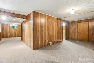 126 Surry Ln, Hendersonville, NC 28791 - Photo 31