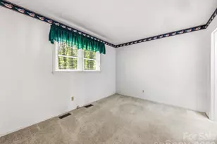 126 Surry Ln, Hendersonville, NC 28791 - Photo 21