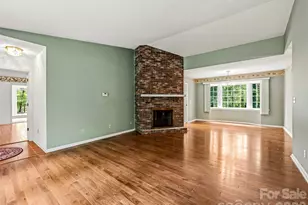 126 Surry Ln, Hendersonville, NC 28791 - Photo 7