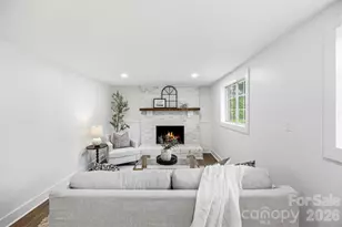 5903 Carpenter Dr, Charlotte, NC 28226 - Photo 19