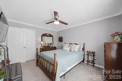 2104 Sheffield Court NW, Conover, NC 28613 - Photo 15