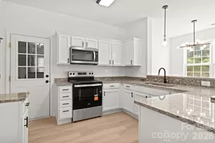 14426 Arlandes Dr, Charlotte, NC 28278 - Photo 19
