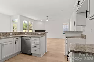 14426 Arlandes Dr, Charlotte, NC 28278 - Photo 21