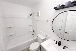 1625 Merry Oaks Rd, Charlotte, NC 28205 - Photo 13