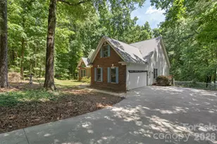 312 Tradewinds Ln, York, SC 29745 - Photo 3