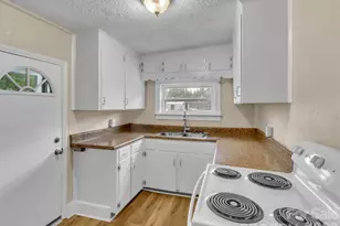 492 Riverbend St, Waynesville, NC 28786 - Photo 25