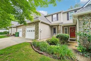 26 Willowick Dr, Asheville, NC 28803 - Photo 1