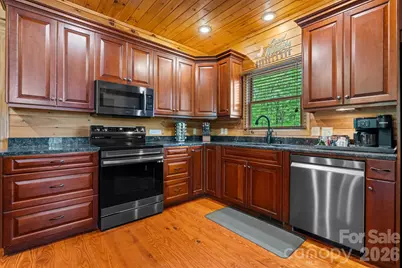 110 Mountain Crest Drive S, Marion, NC 28752 - Photo 13