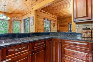 110 Mountain Crest Dr S, Marion, NC 28752 - Photo 15