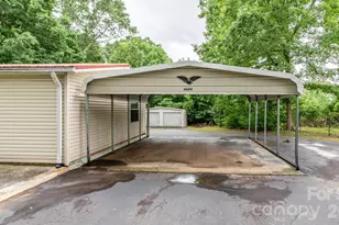 4449 Hickory Hwy, Statesville, NC 28677 - Photo 5