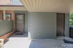 833 Coventry Ln, Statesville, NC 28677 - Photo 5