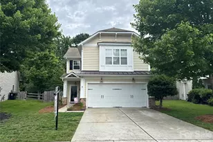 9834 Dominion Crest Dr, Charlotte, NC 28269 - Photo 1