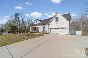 128 Laurel Ridge Dr, Statesville, NC 28677 - Photo 3