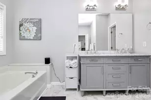 11816 Pheasant Ln, Charlotte, NC 28277 - Photo 21