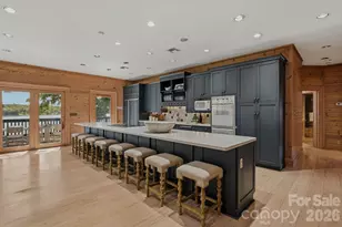 9715 9 Eagles Ln, Charlotte, NC 28278 - Photo 11
