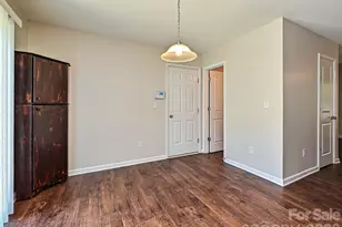 6709 Broad Valley Ct, Charlotte, NC 28216 - Photo 13