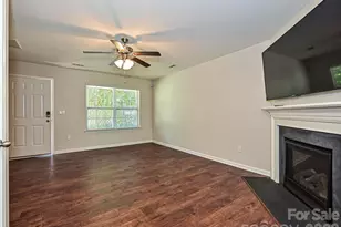 6709 Broad Valley Ct, Charlotte, NC 28216 - Photo 15