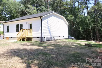 605 E Robinson Street, Dallas, NC 28034 - Photo 11