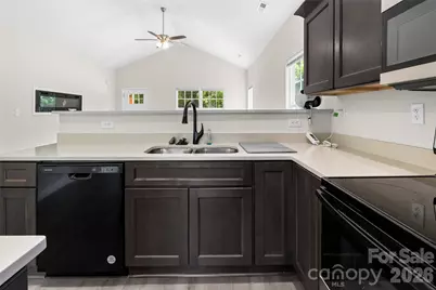 208 Nottingham Drive, York, SC 29745 - Photo 9