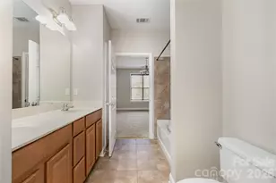 1000 E Woodlawn Rd, Charlotte, NC 28209 - Photo 11