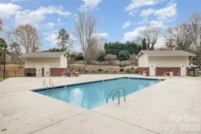 1000 E Woodlawn Road #217, Charlotte, NC 28209 - Photo 19