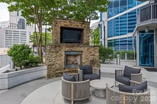 210 N Church St, Charlotte, NC 28202 - Photo 37