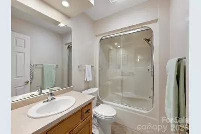 905 Red Oak Drive, Hendersonville, NC 28791 - Photo 35