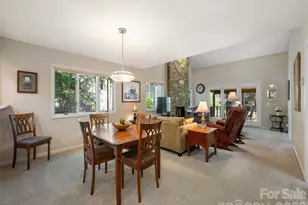 905 Red Oak Dr, Hendersonville, NC 28791 - Photo 7