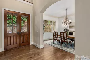 433 Coopers Hawk Dr, Asheville, NC 28803 - Photo 3